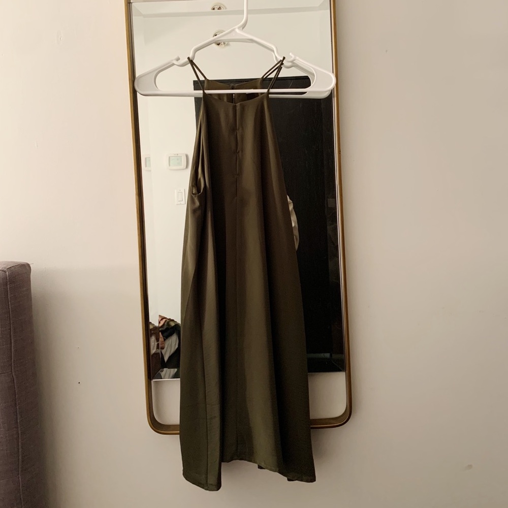 Design lab silky green dress